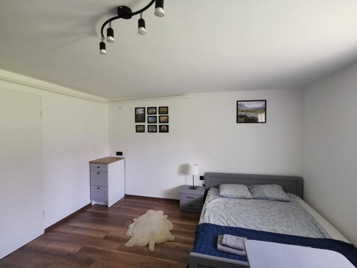 Pod Baranami Zator Homestay *